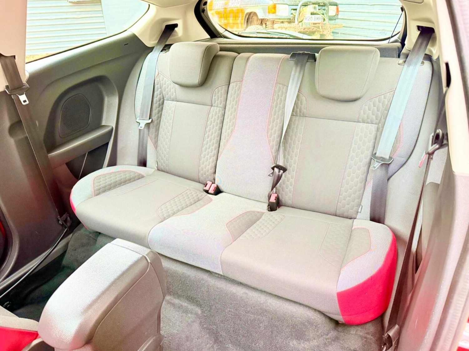 Used Ford Fiesta 2015 for sale - 77375890: Photo 29