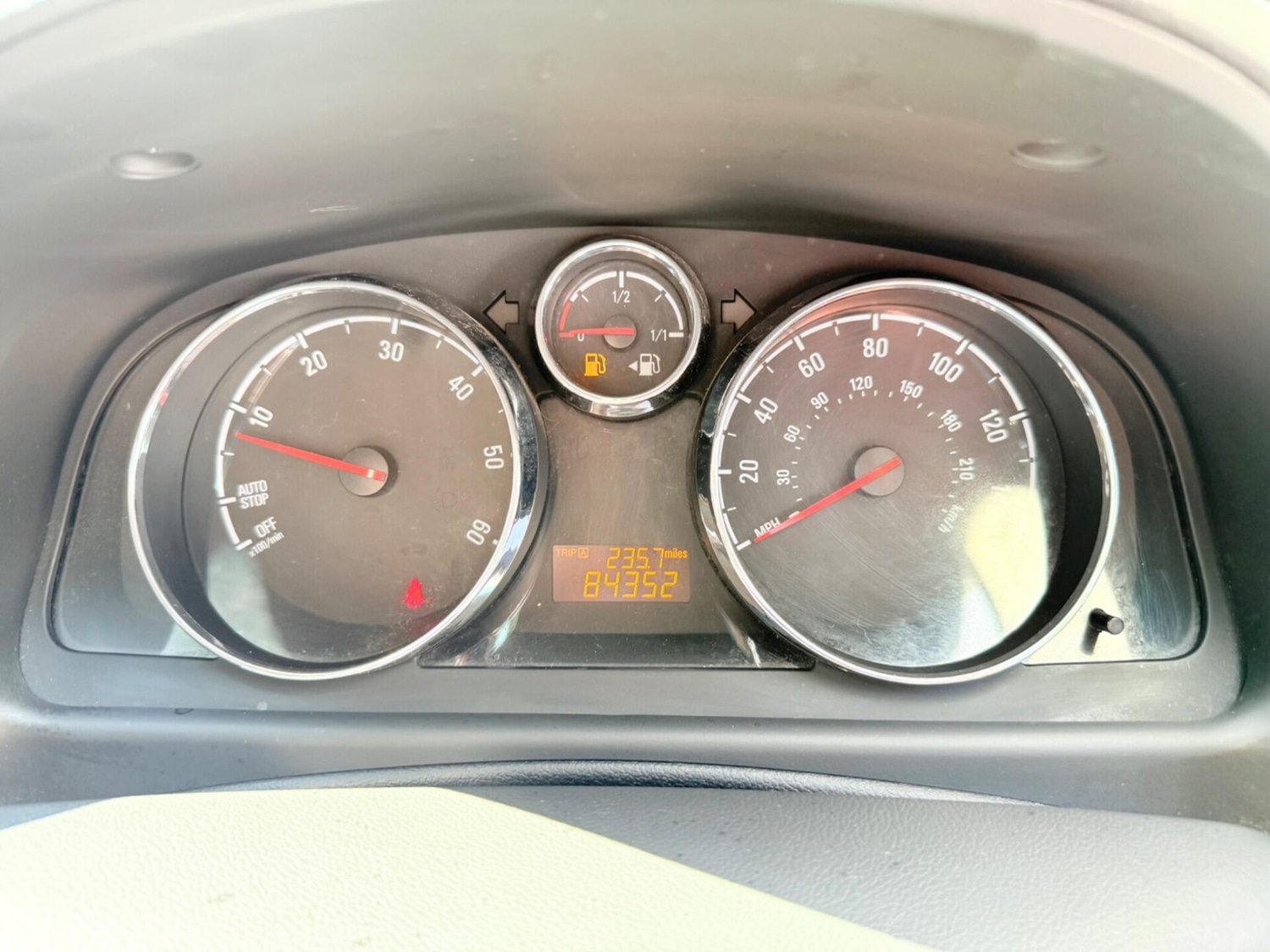 Used Vauxhall Antara 2012 for sale - 76387394: Photo 27