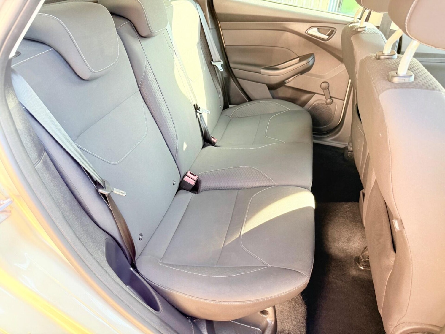 Used Ford Focus 2015 for sale - 76387398: Photo 22