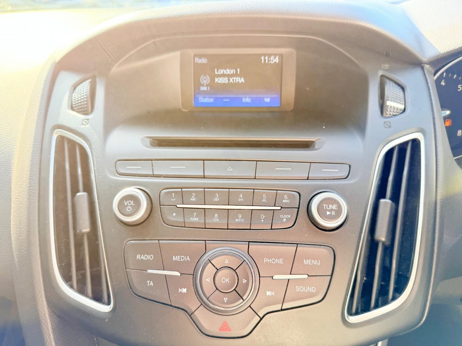 Used Ford Focus 2015 for sale - 76387398: Photo 25