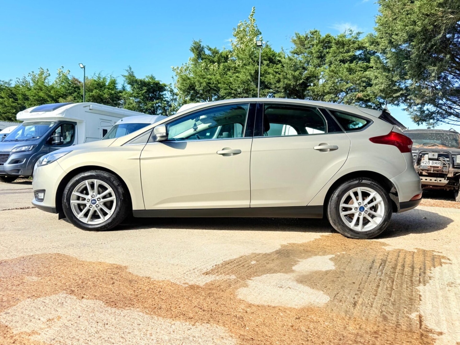 Used Ford Focus 2015 for sale - 76387398: Photo 8
