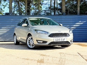2015 (15) - 1.0 EcoBoost 125 Zetec 5dr