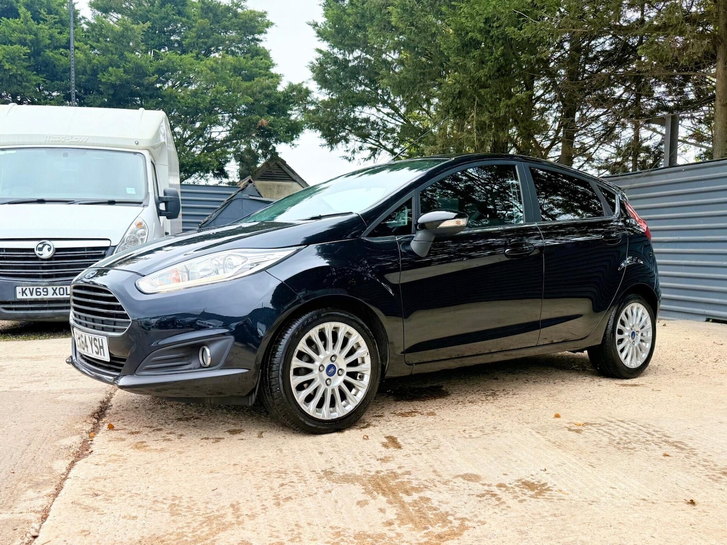 Used Ford Fiesta 2014 for sale - 76387402: Photo 12