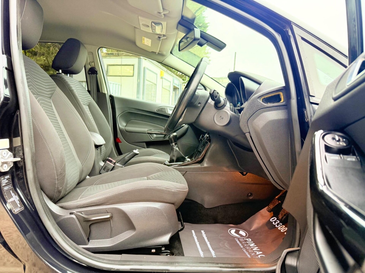 Used Ford Fiesta 2014 for sale - 76387402: Photo 17