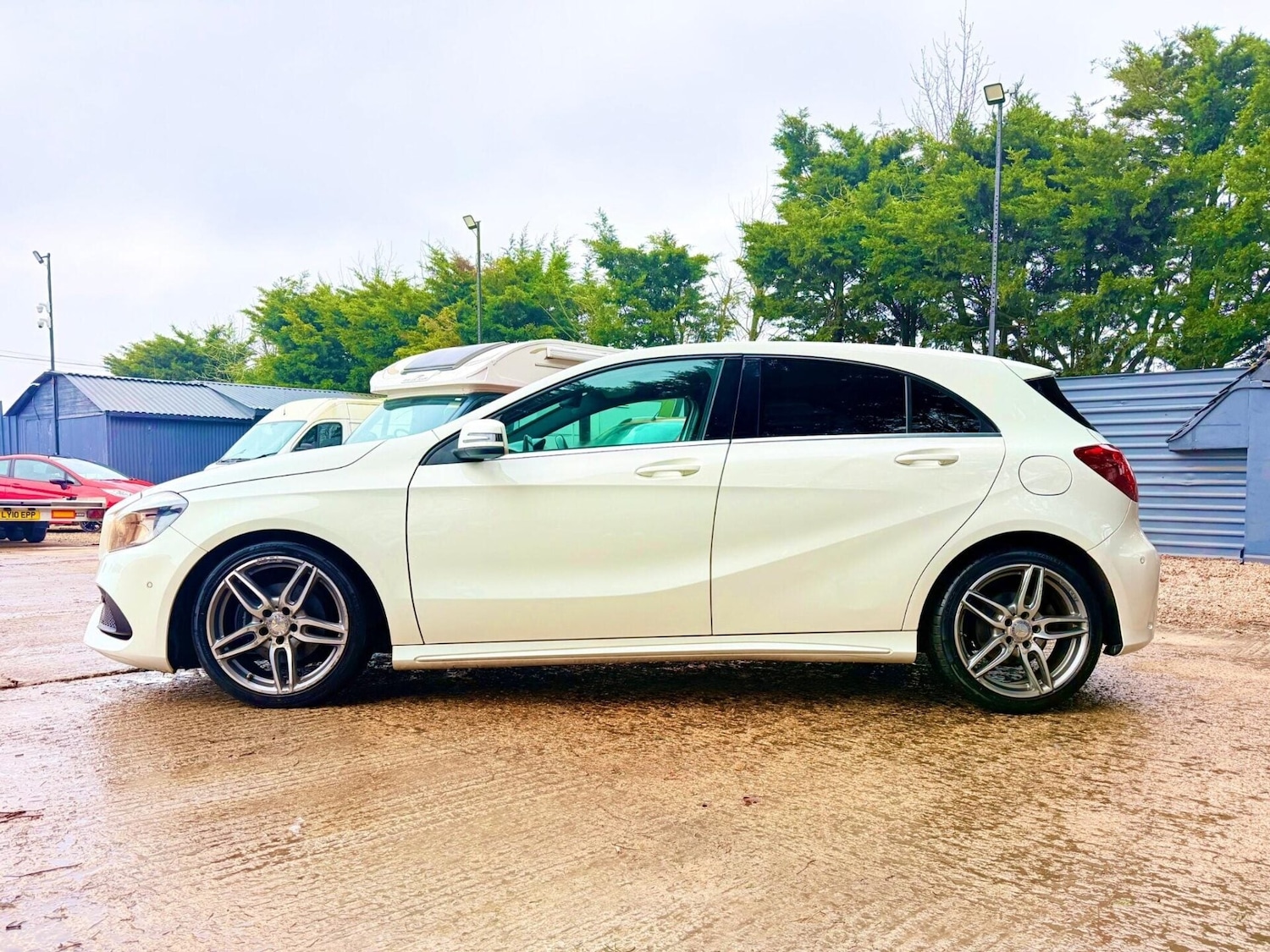 Used Mercedes-Benz A-Class 2015 for sale - 77375893: Photo 11