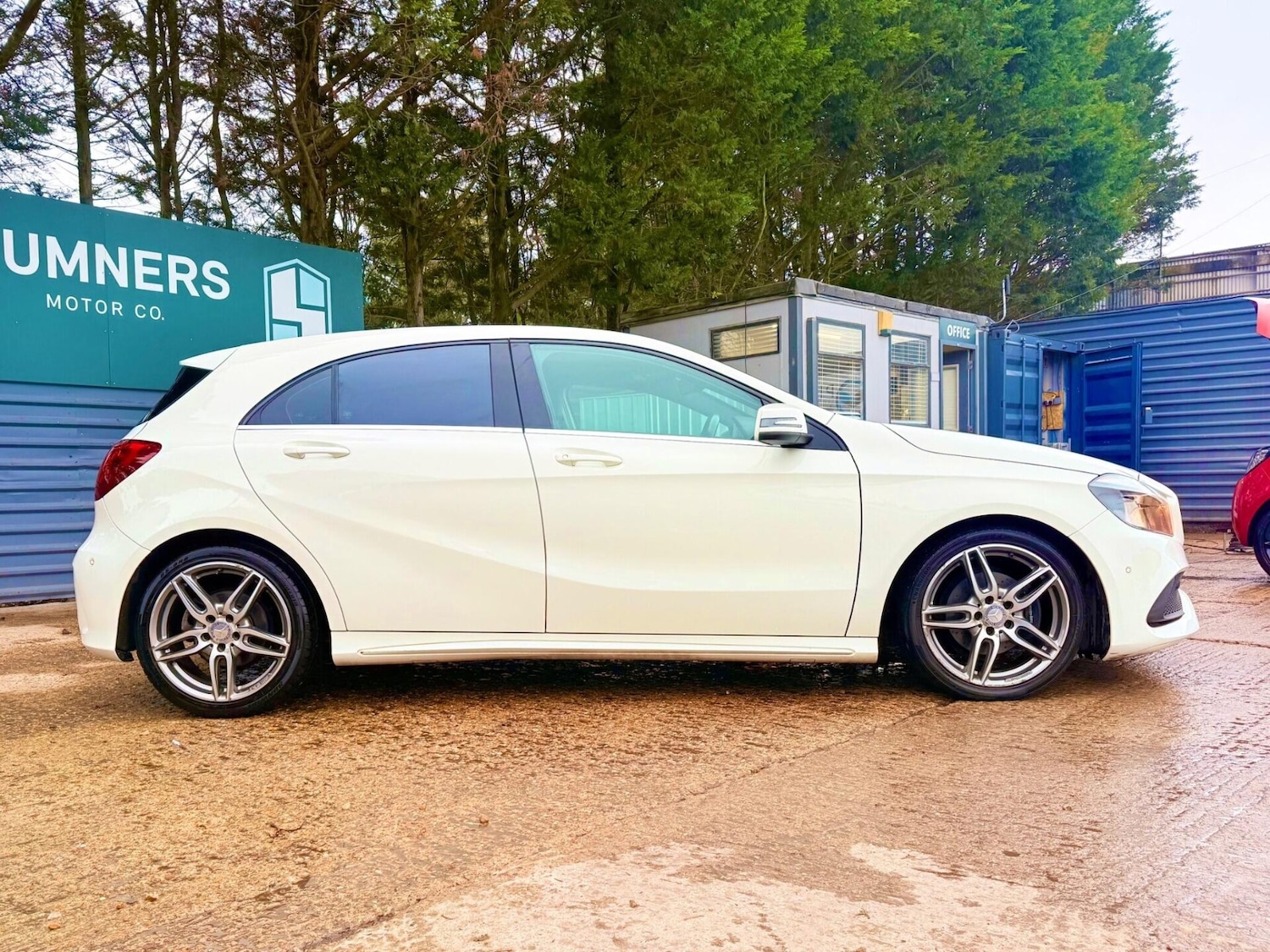 Used Mercedes-Benz A-Class 2015 for sale - 77375893: Photo 3