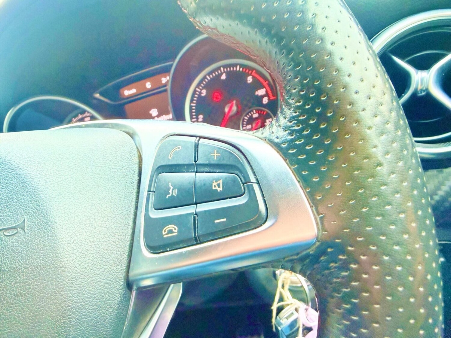 Used Mercedes-Benz A-Class 2015 for sale - 77375893: Photo 32