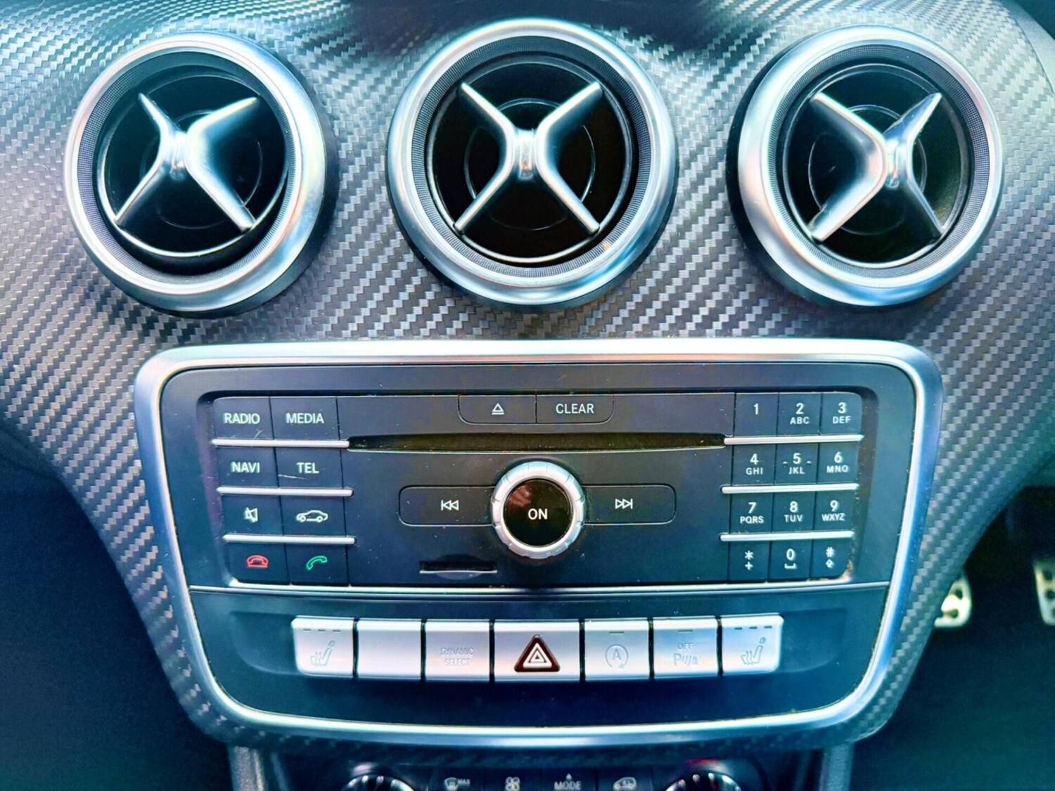 Used Mercedes-Benz A-Class 2015 for sale - 77375893: Photo 33