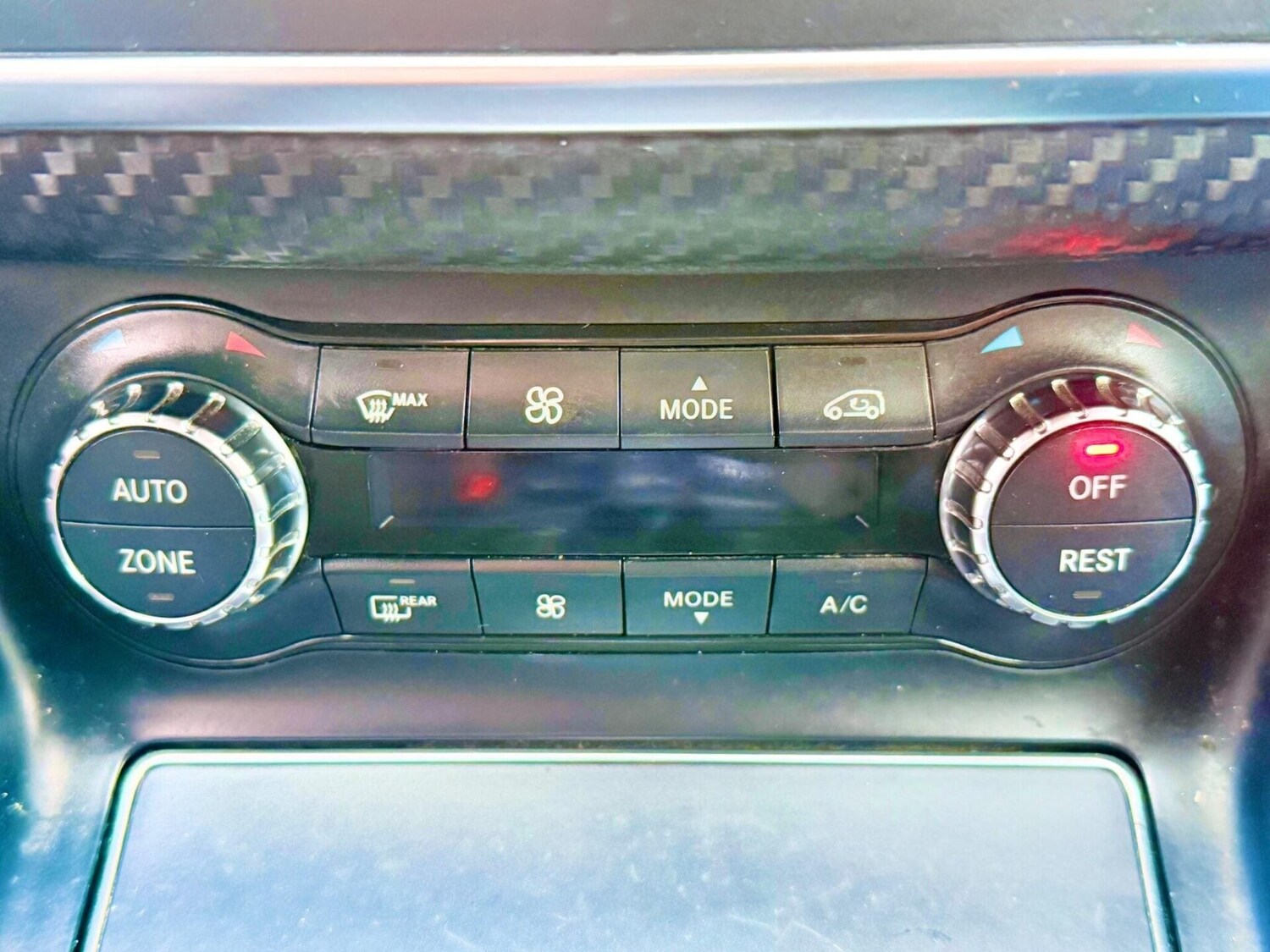 Used Mercedes-Benz A-Class 2015 for sale - 77375893: Photo 36