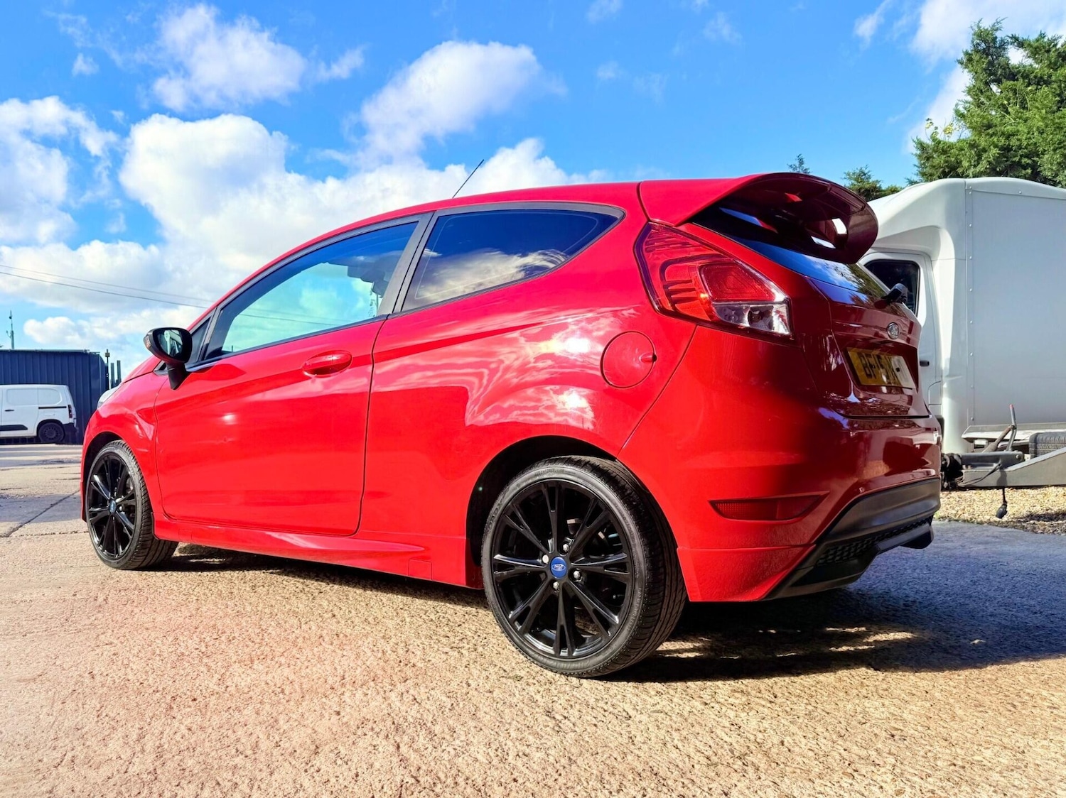 Used Ford Fiesta 2015 for sale - 76387400: Photo 10