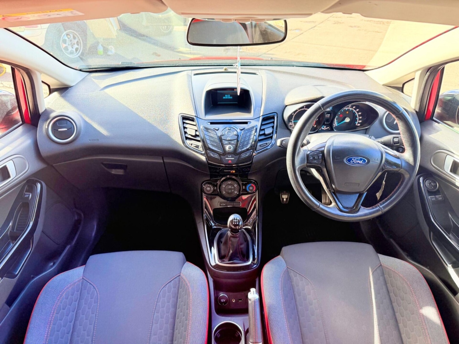 Used Ford Fiesta 2015 for sale - 76387400: Photo 19