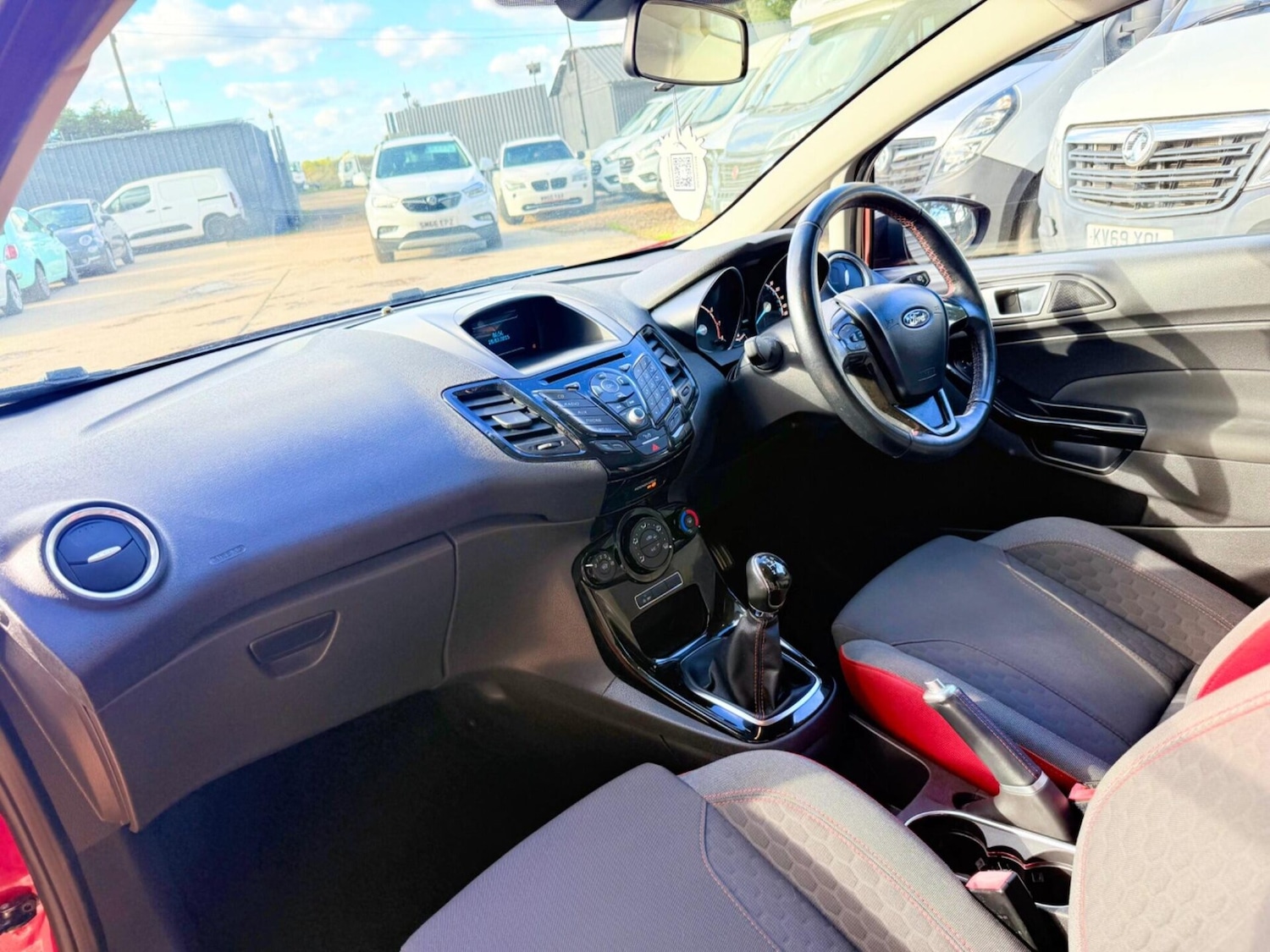 Used Ford Fiesta 2015 for sale - 76387400: Photo 20