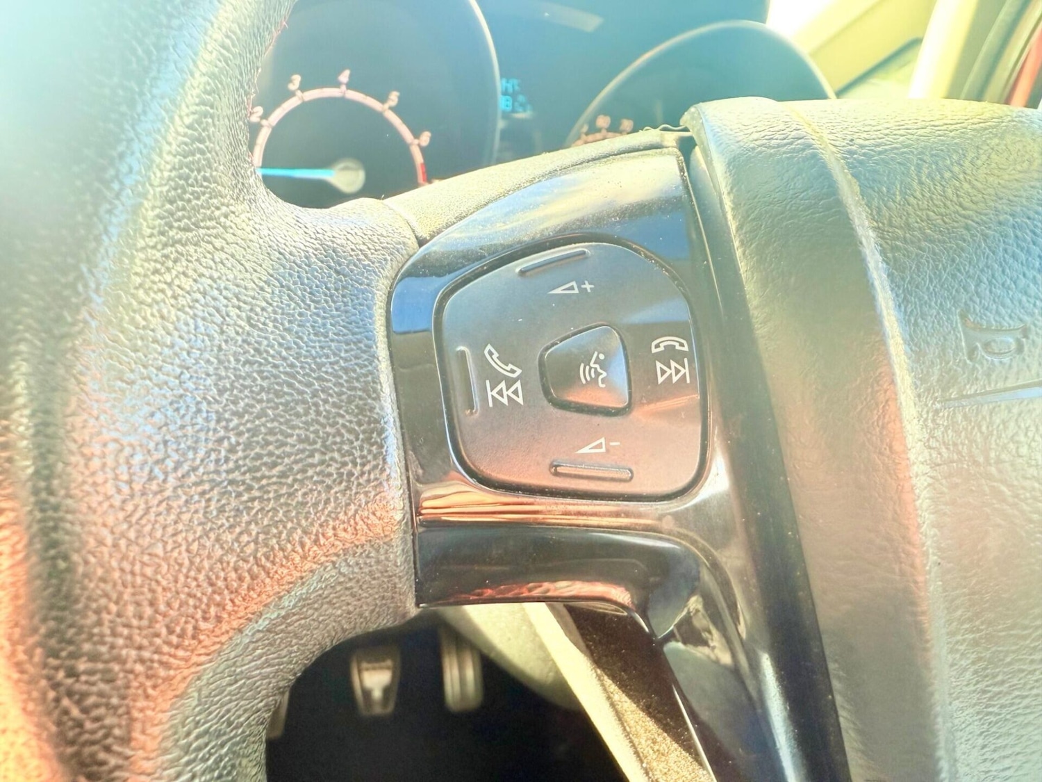 Used Ford Fiesta 2015 for sale - 76387400: Photo 23