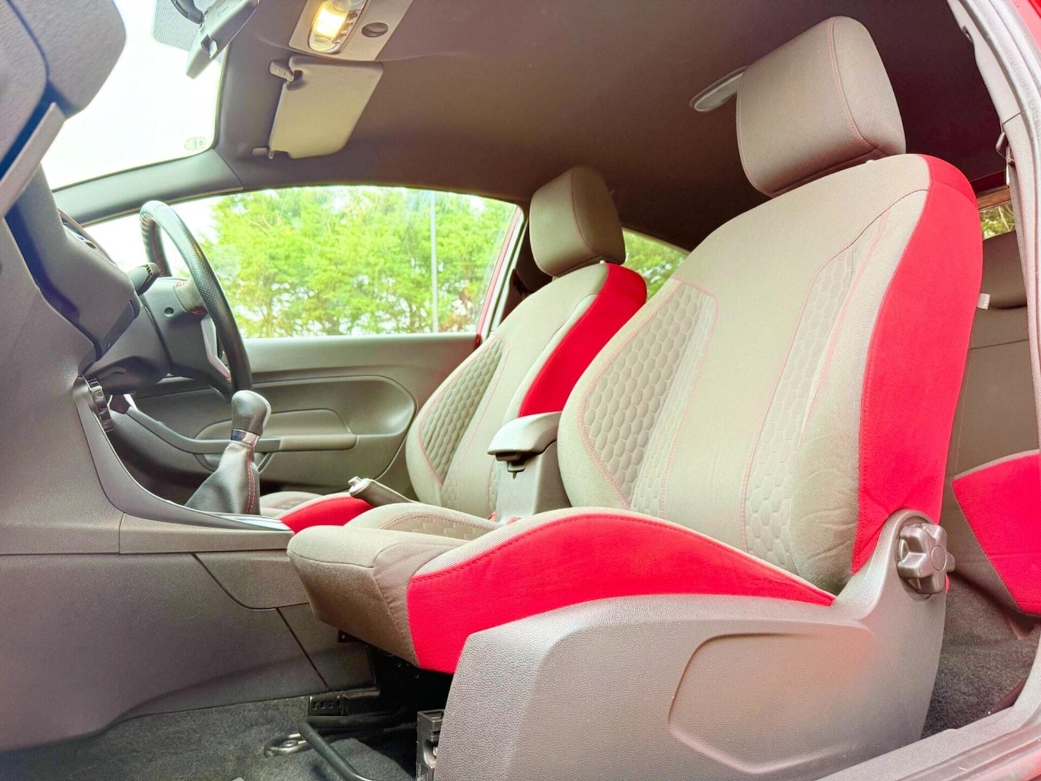 Used Ford Fiesta 2017 for sale - 77179597: Photo 24