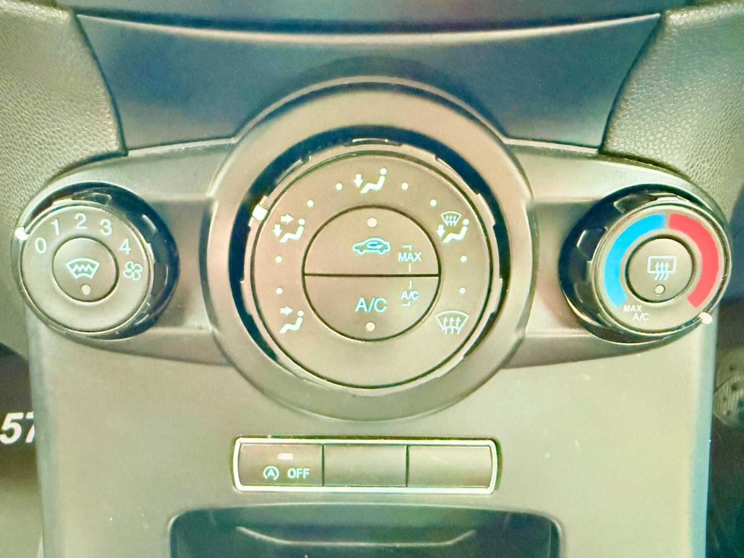 Used Ford Fiesta 2017 for sale - 77179597: Photo 29