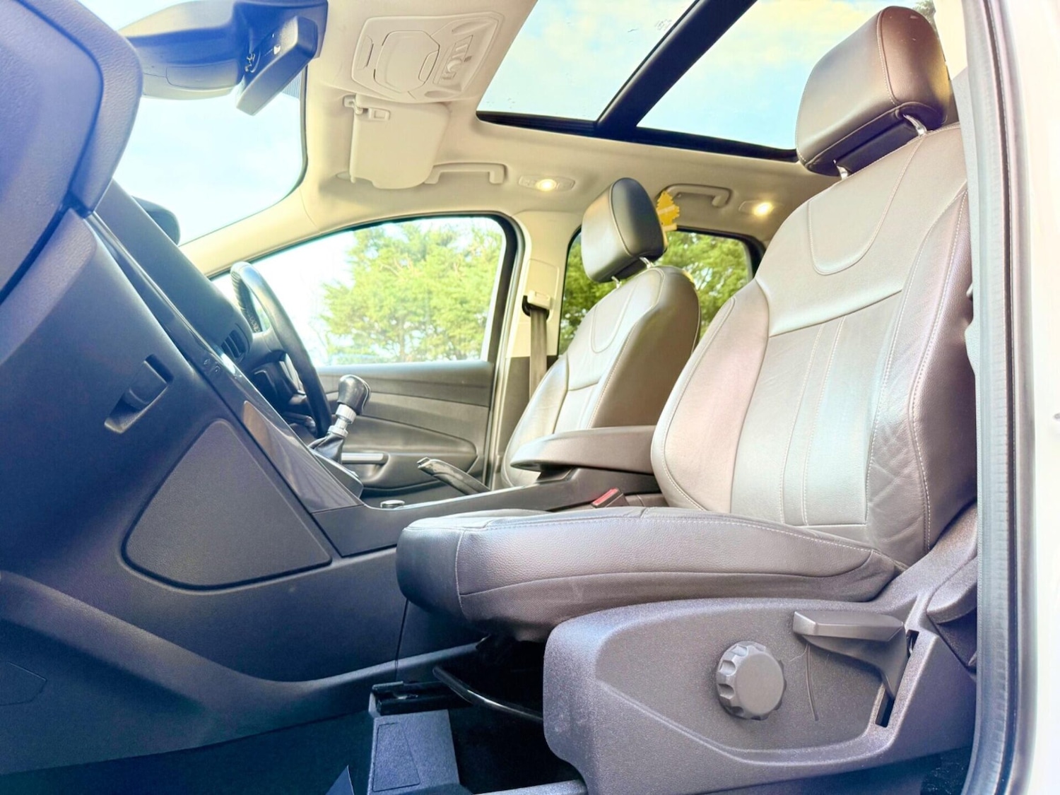 Used Ford Kuga 2017 for sale - 77199316: Photo 24