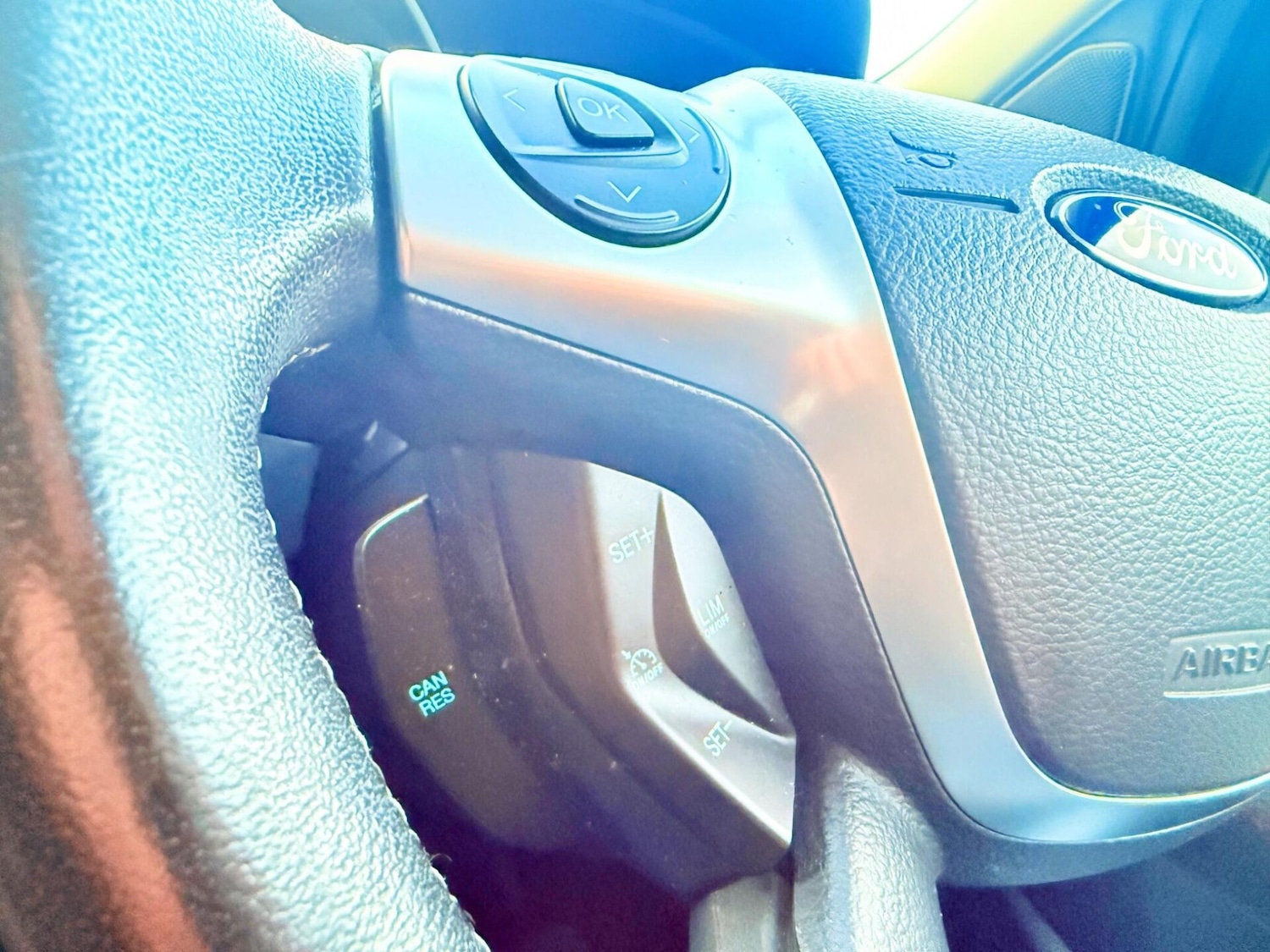 Used Ford Kuga 2017 for sale - 77199316: Photo 37