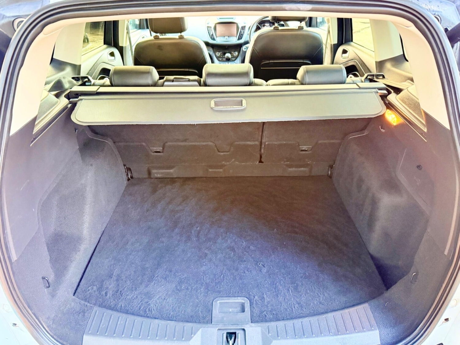 Used Ford Kuga 2017 for sale - 77199316: Photo 8