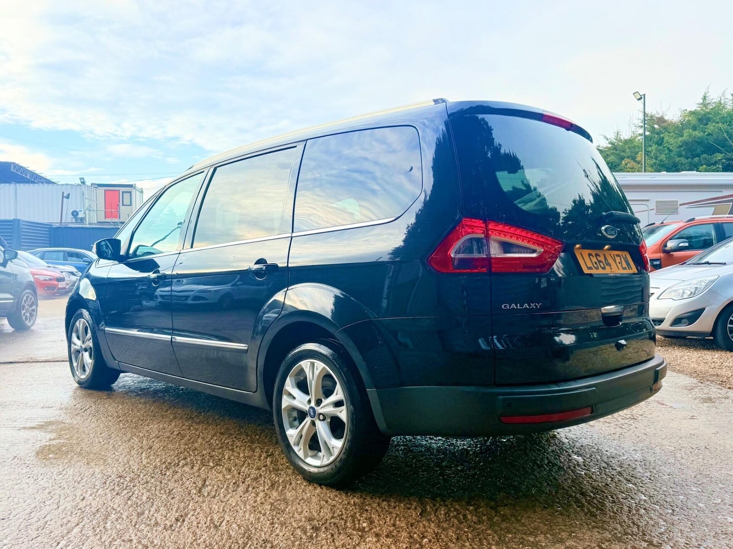 Used Ford Galaxy 2014 for sale - 77249710: Photo 11
