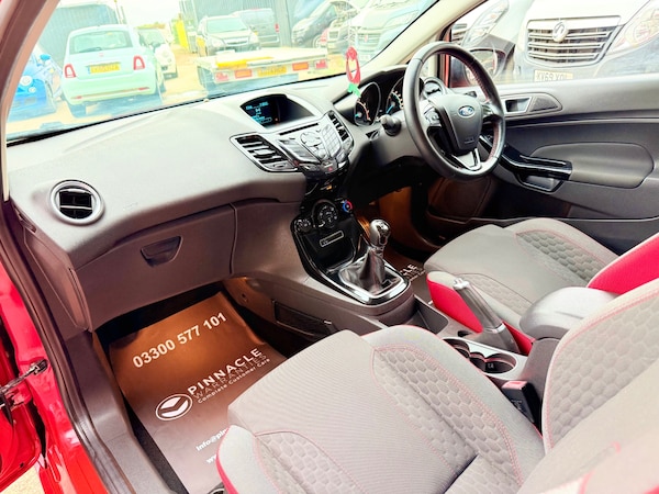 Used Ford Fiesta 2015 for sale - 76237450: Photo 17