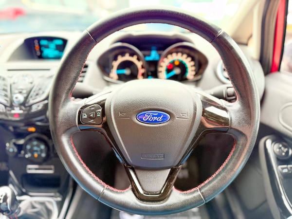 Used Ford Fiesta 2015 for sale - 76237450: Photo 18
