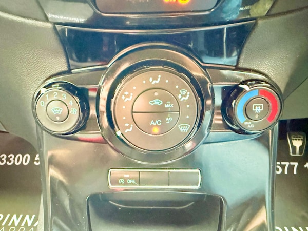 Used Ford Fiesta 2015 for sale - 76237450: Photo 30