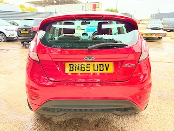 Used Ford Fiesta 2015 for sale - 76237450: Photo