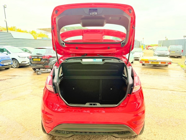 Used Ford Fiesta 2015 for sale - 76237450: Photo 5