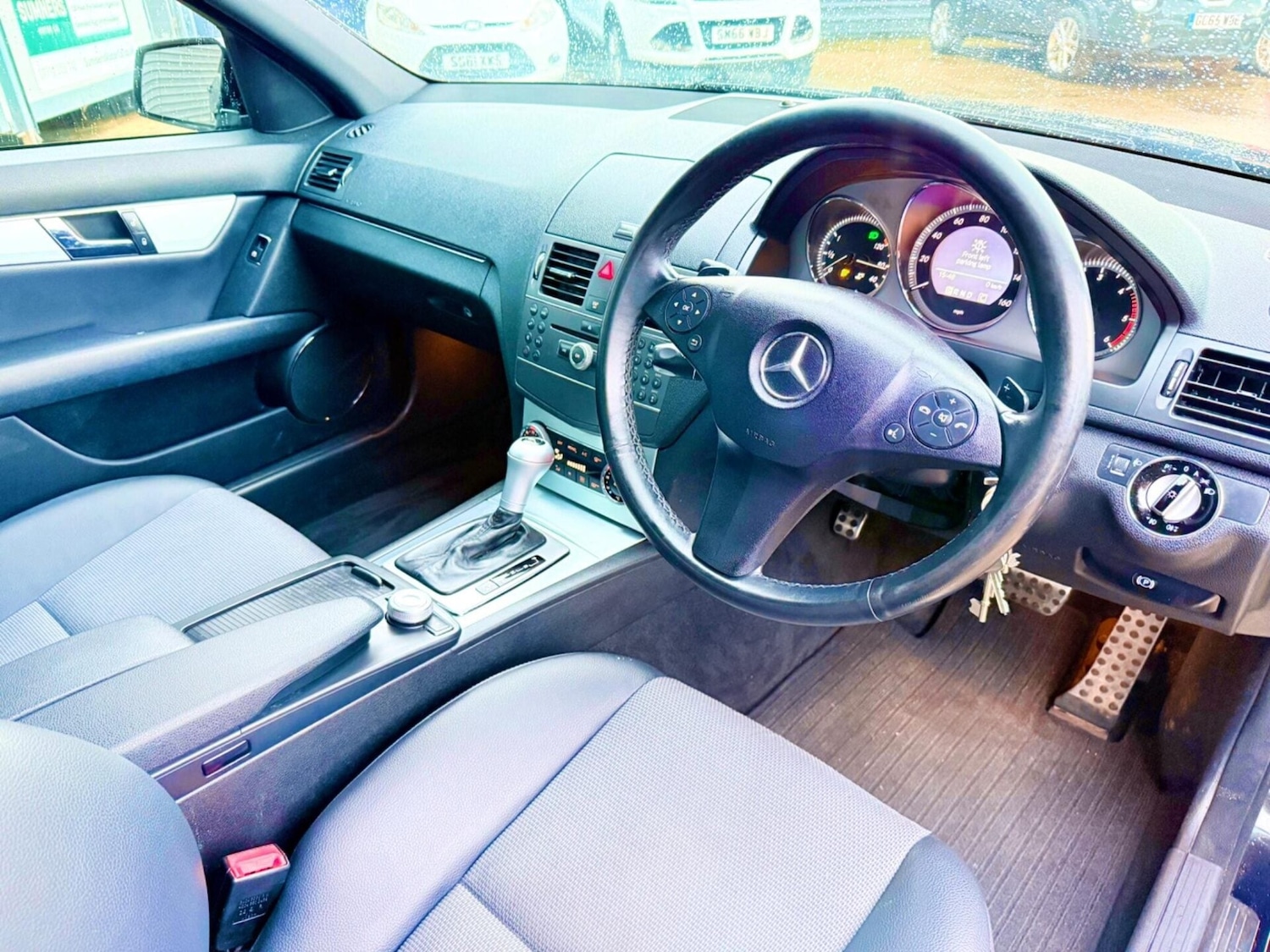 Used Mercedes-Benz C Class 2010 for sale - 77474671: Photo 17