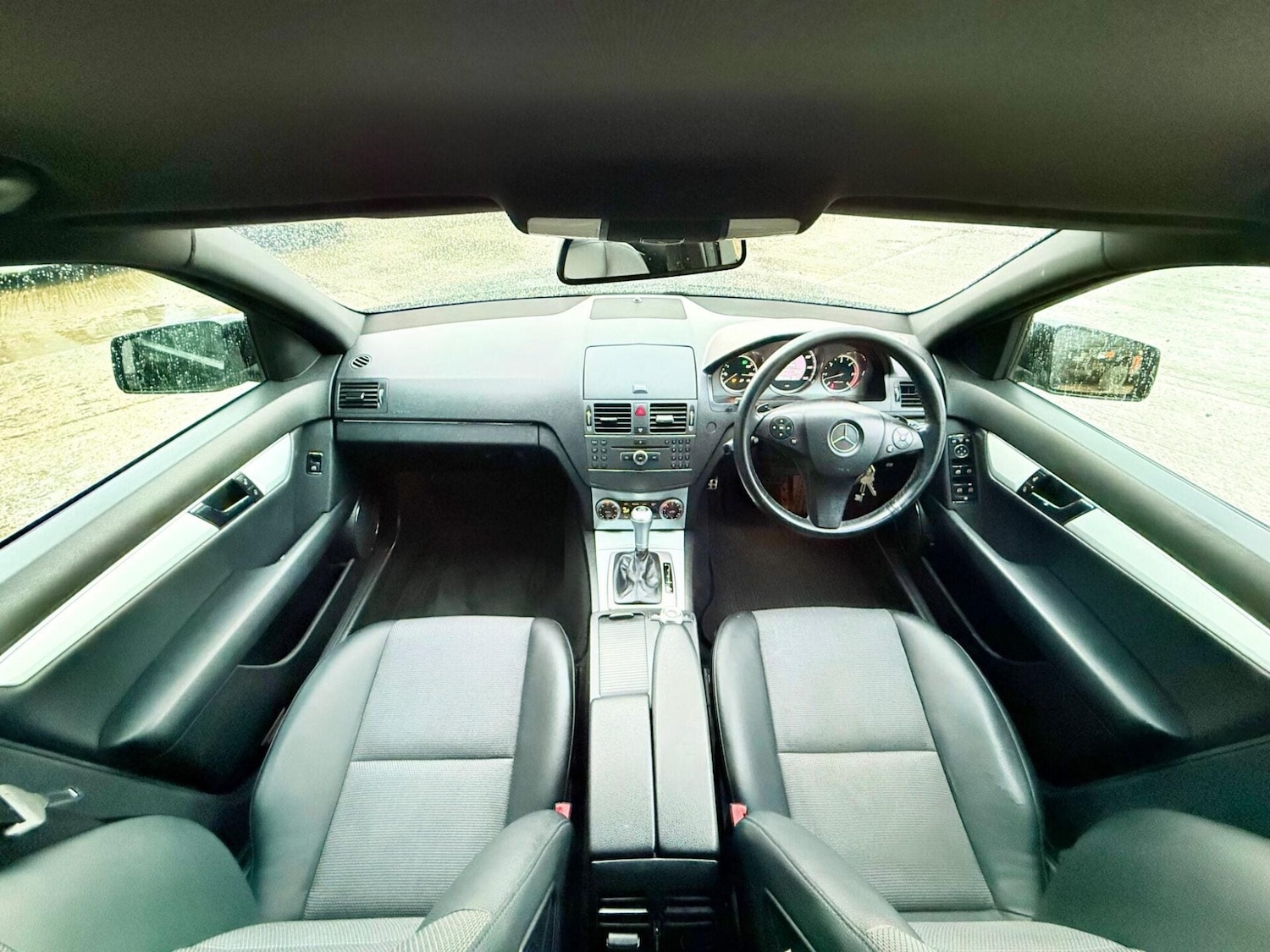 Used Mercedes-Benz C Class 2010 for sale - 77474671: Photo 23