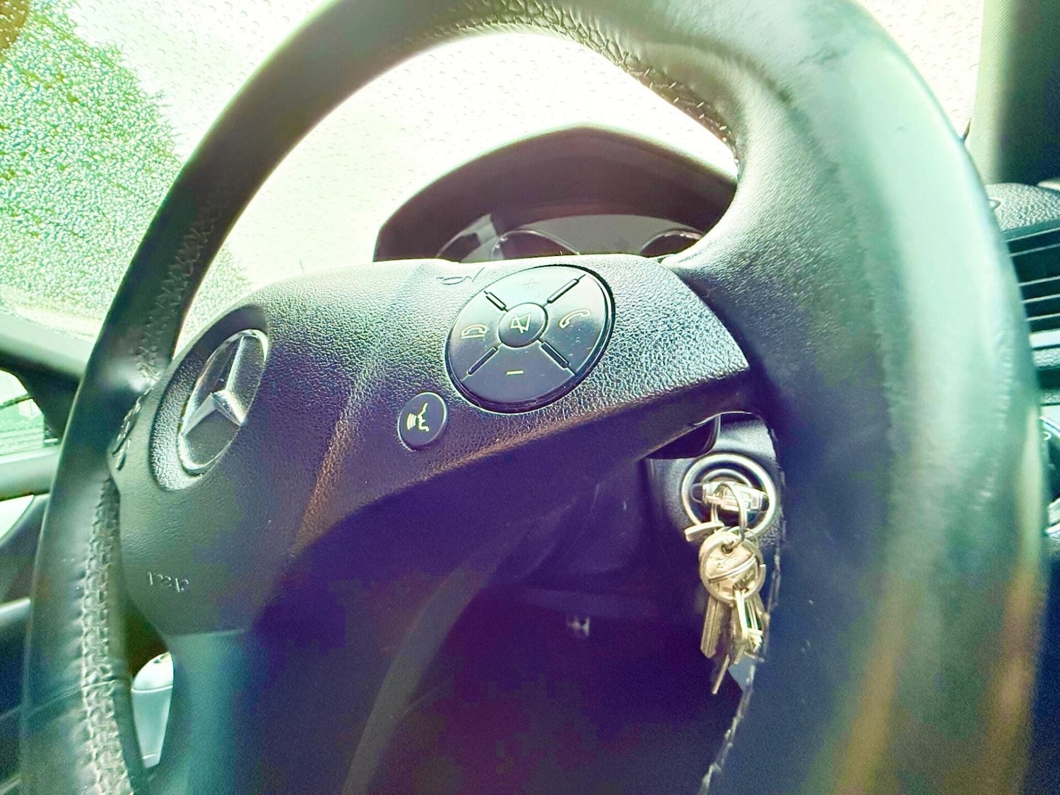 Used Mercedes-Benz C Class 2010 for sale - 77474671: Photo 28