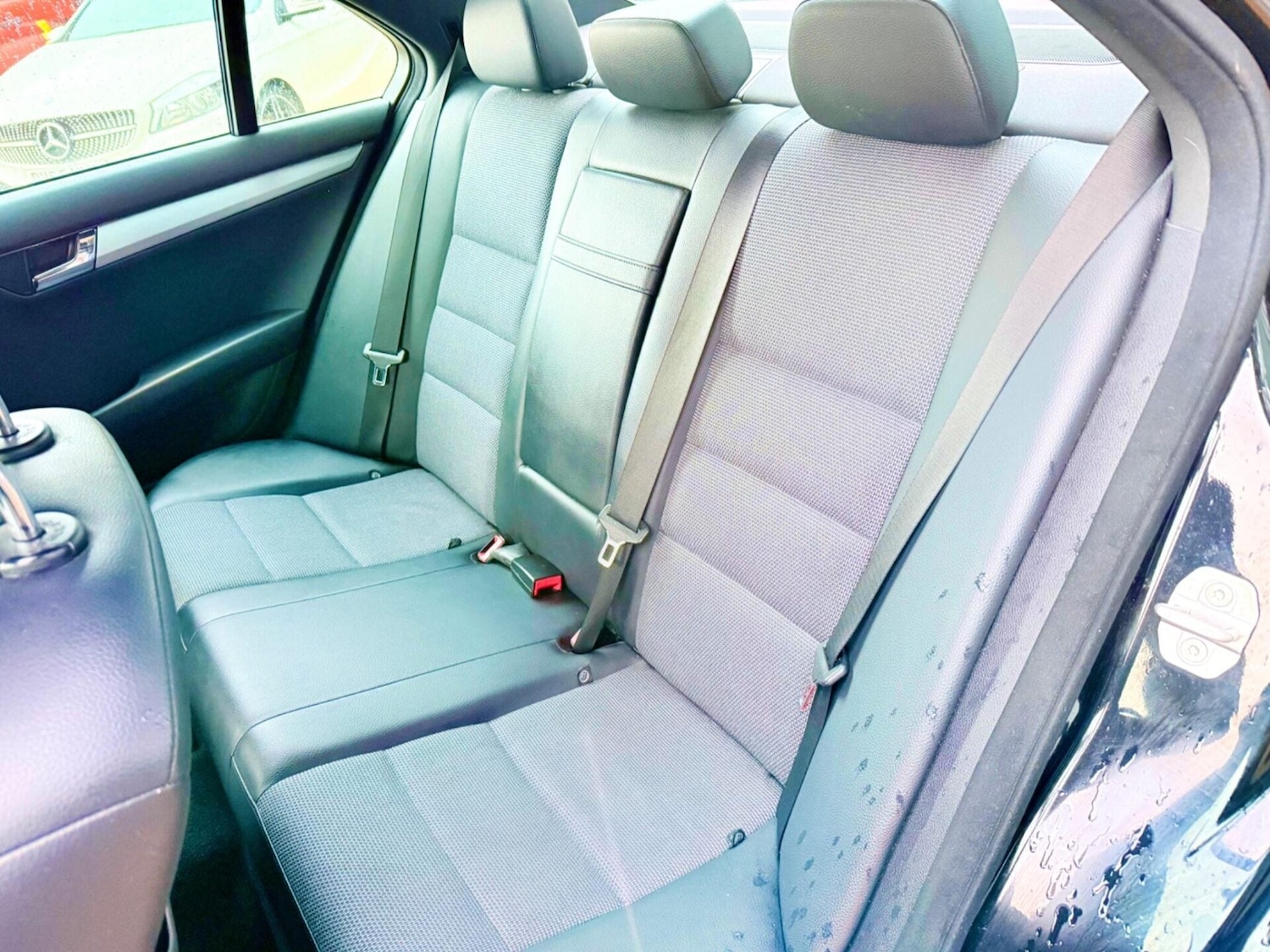 Used Mercedes-Benz C Class 2010 for sale - 77474671: Photo 30