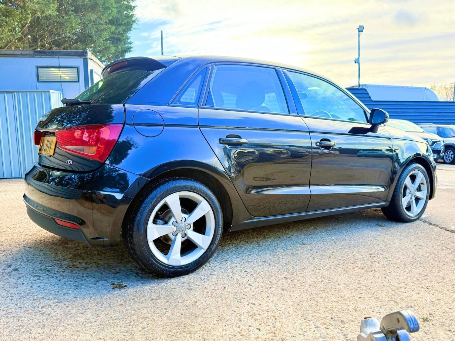 Used Audi A1 2015 for sale - 76387392: Photo 4