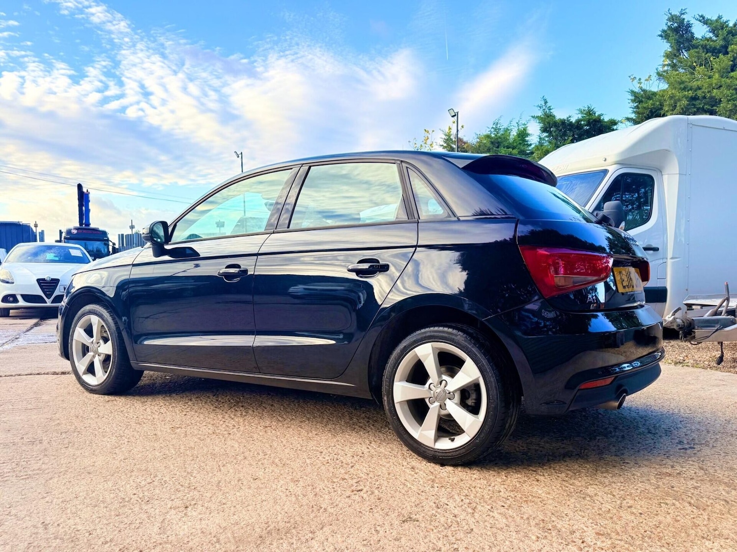 Used Audi A1 2015 for sale - 76387392: Photo 9