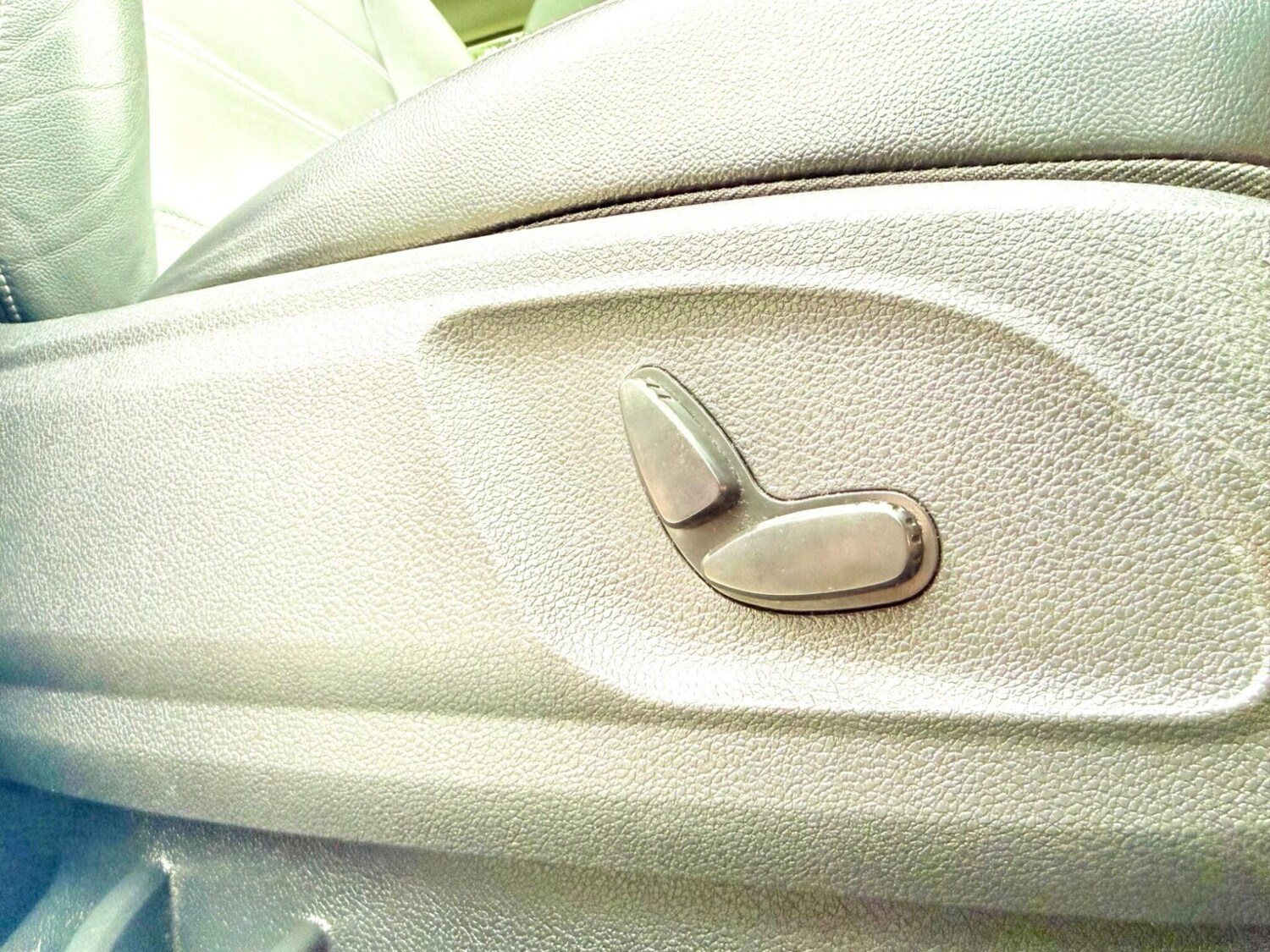 Used Ford Kuga 2012 for sale - 77915542: Photo 42