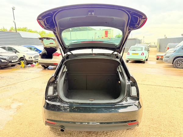 Used Audi A1 2015 for sale - 76131629: Photo 5