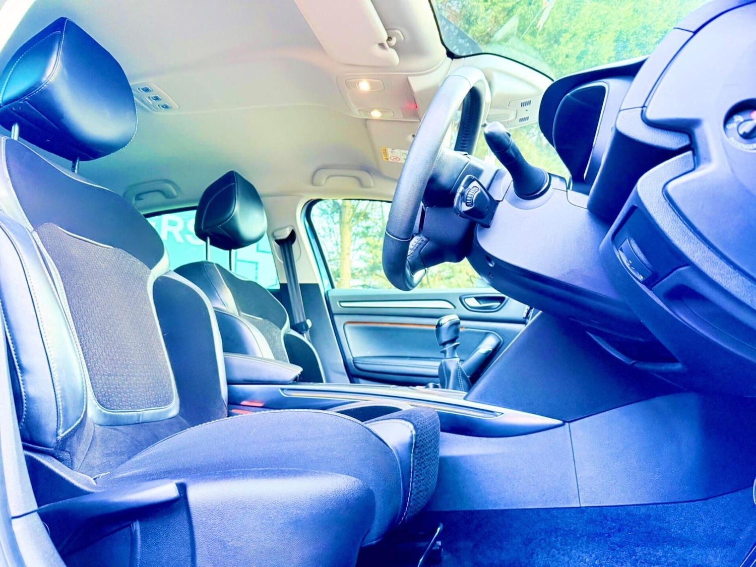 Used Renault Megane 2017 for sale - 77382216: Photo 18