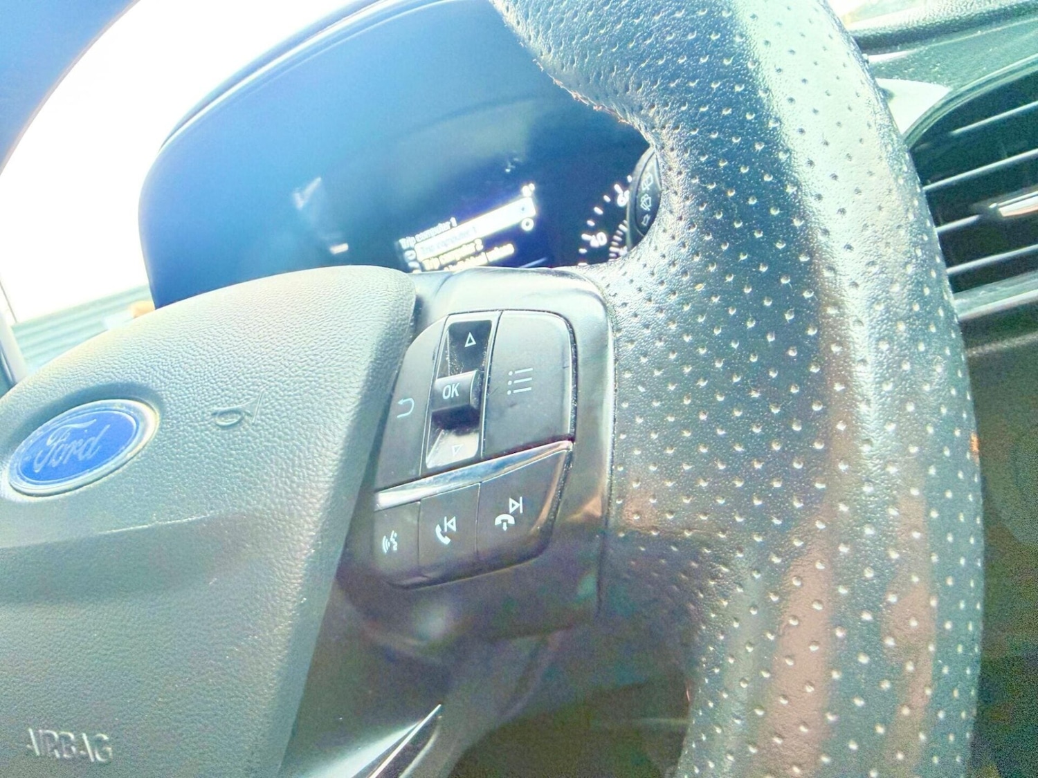 Used Ford Fiesta 2019 for sale - 77335908: Photo 32