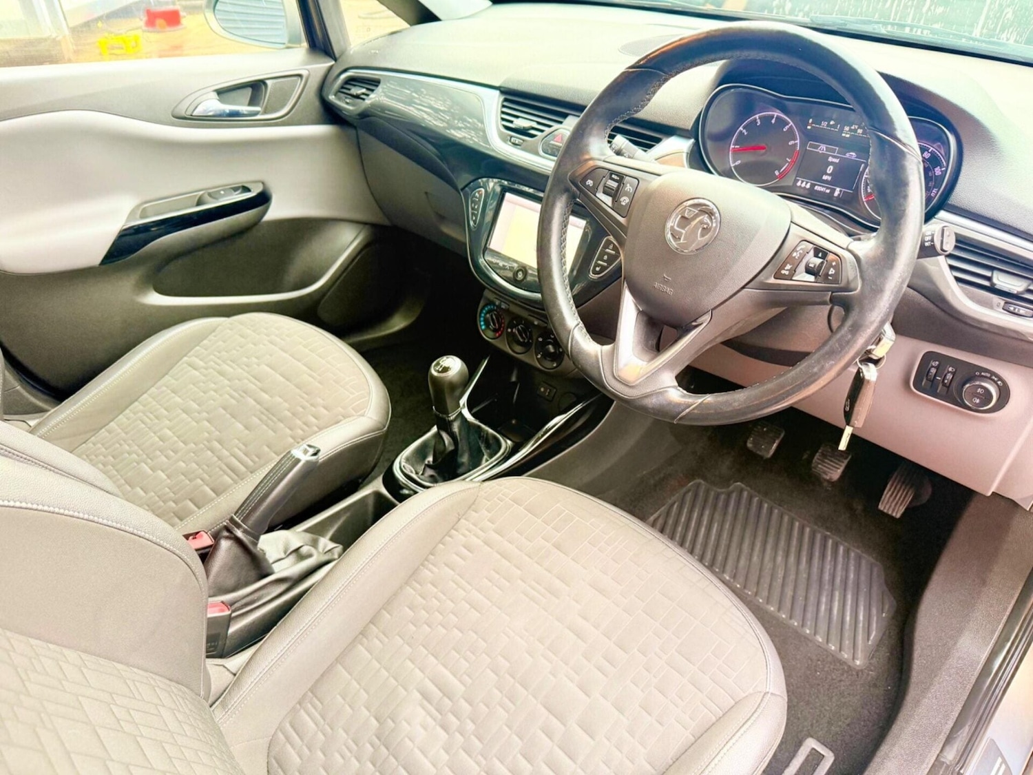 Used Vauxhall Corsa 2015 for sale - 77335906: Photo 21