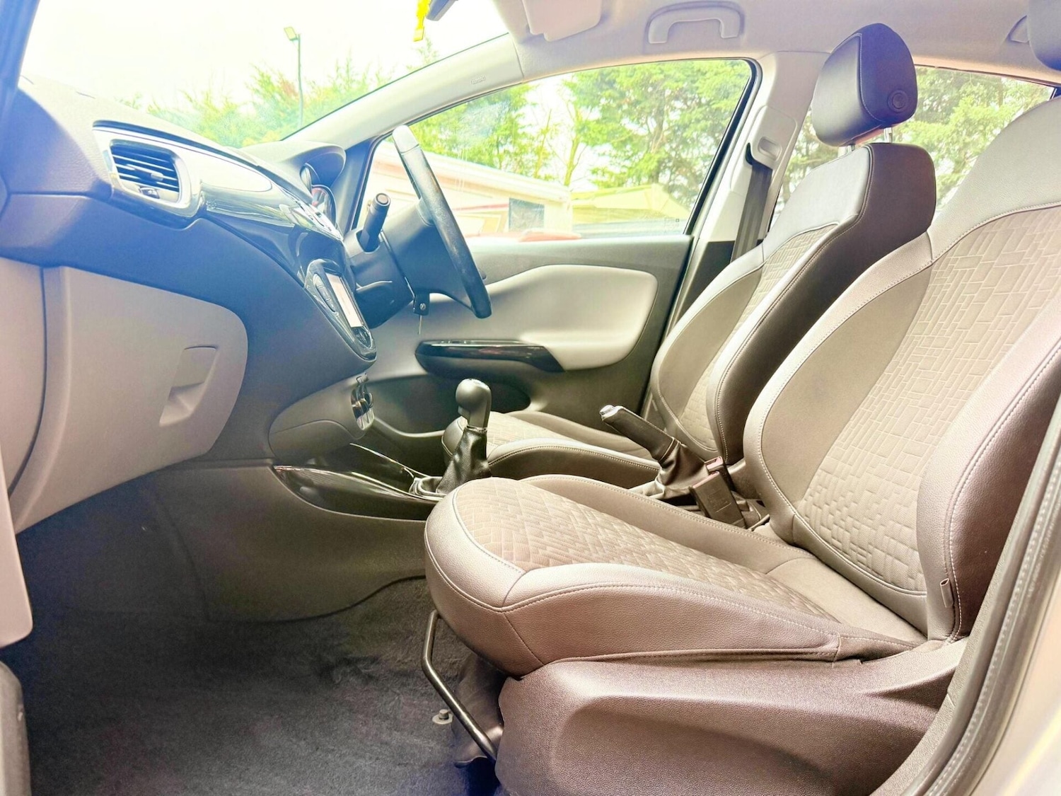 Used Vauxhall Corsa 2015 for sale - 77335906: Photo 24