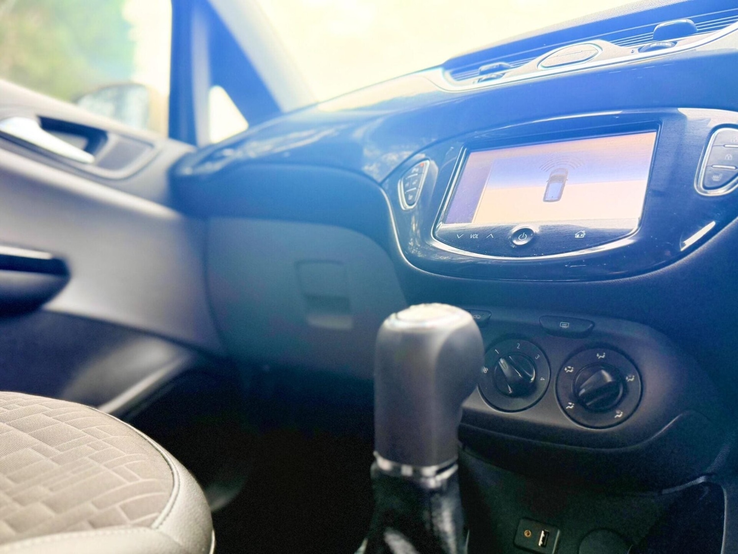 Used Vauxhall Corsa 2015 for sale - 77335906: Photo 28