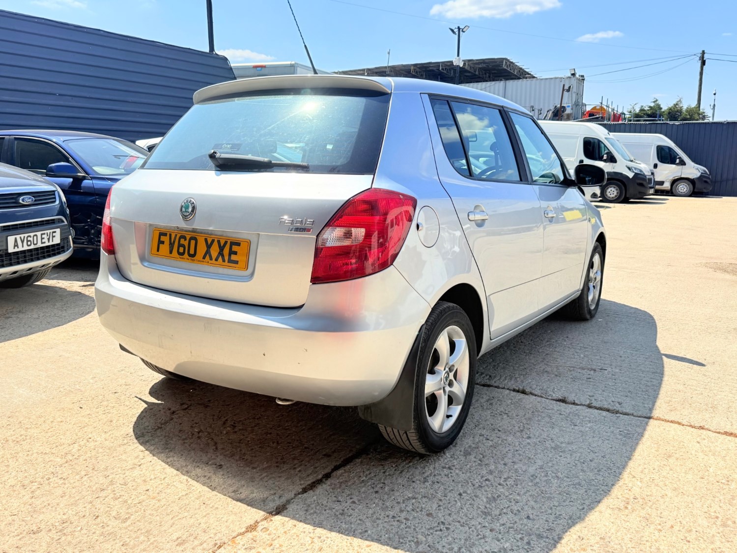 Skoda Fabia 2010 (60) - 1.6 TDI CR 90 SE 5dr - Image 3