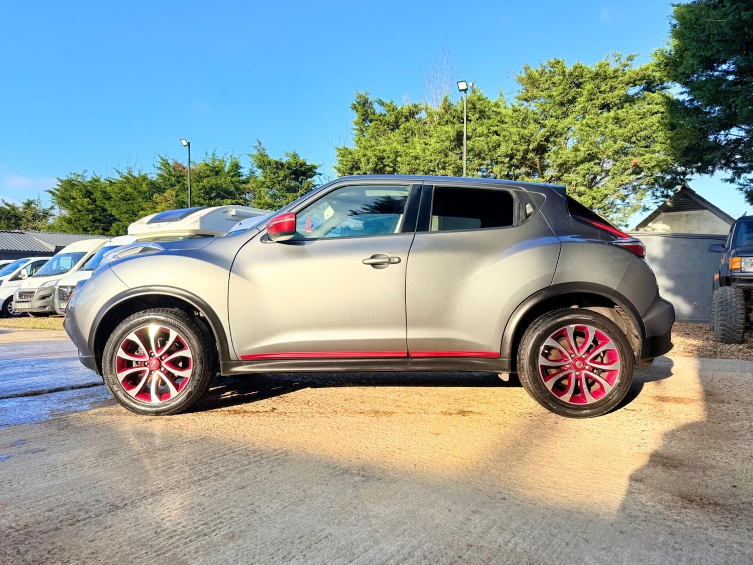 Used Nissan Juke 2014 for sale - 76697451: Photo 8