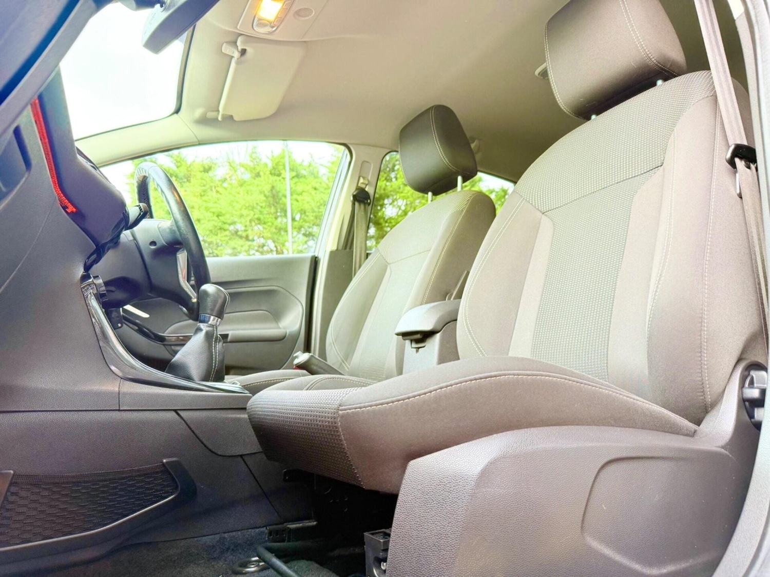 Used Ford Fiesta 2016 for sale - 77179595: Photo 24