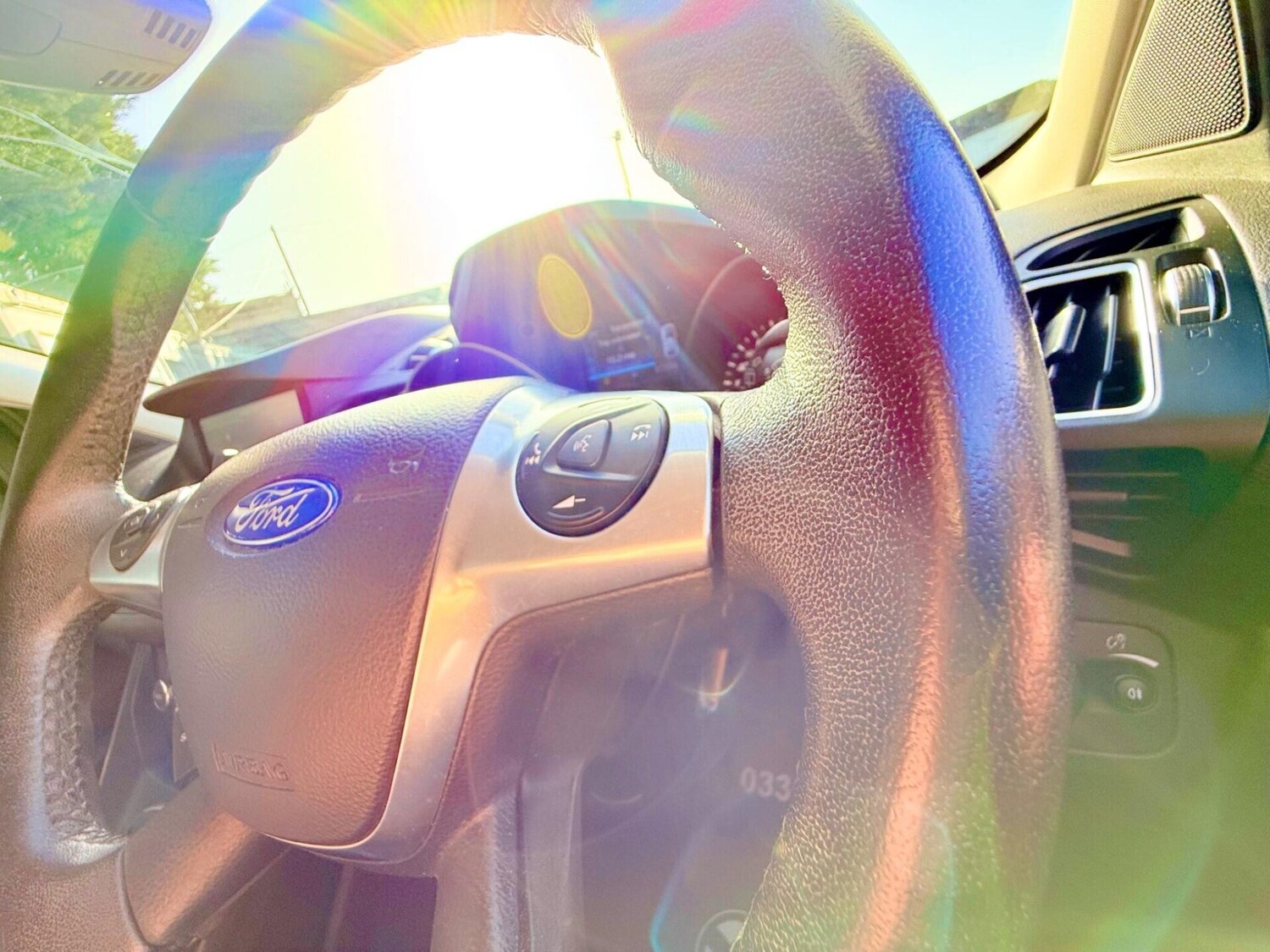 Used Ford Kuga 2015 for sale - 77666061: Photo 29