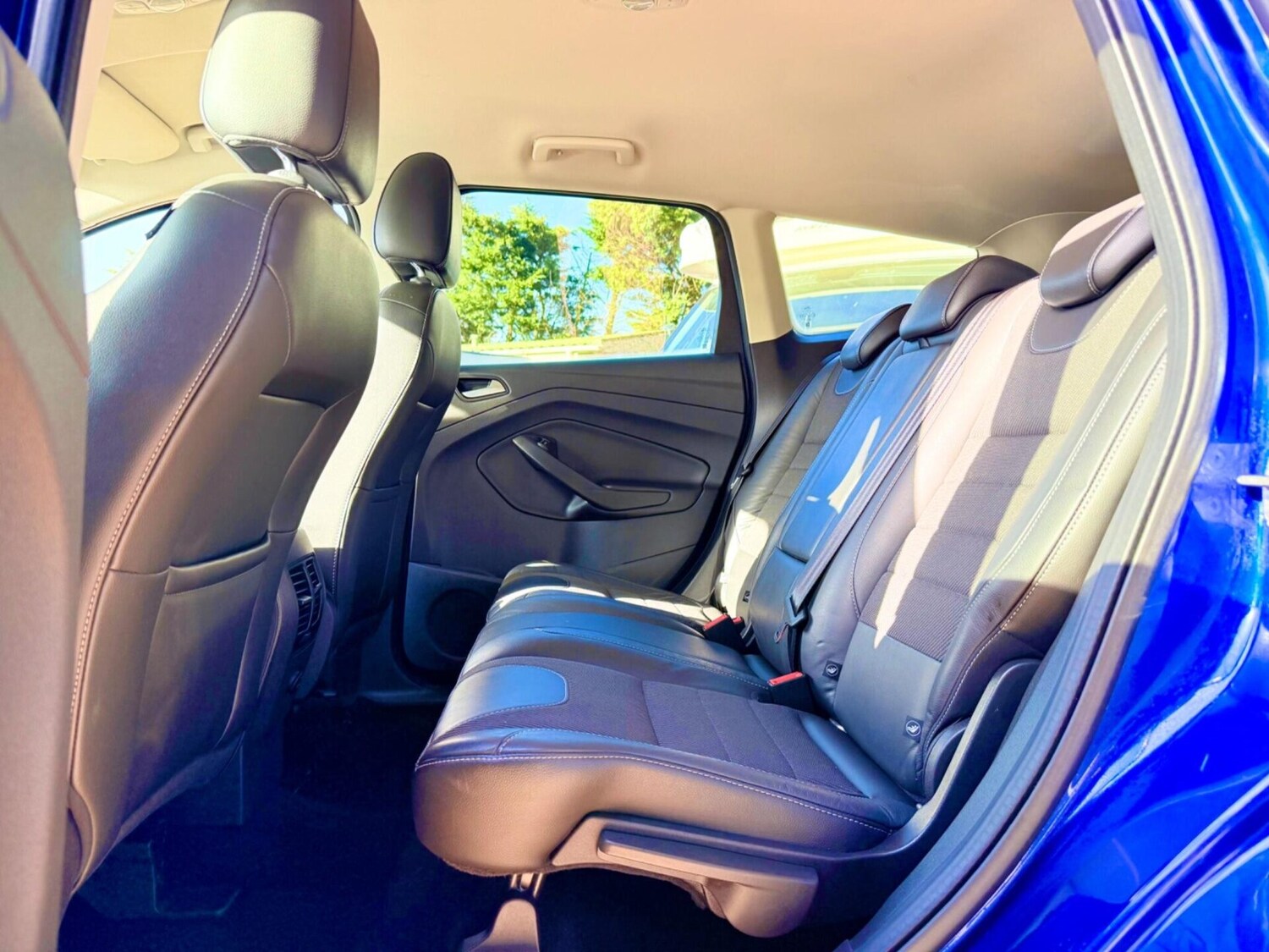 Used Ford Kuga 2015 for sale - 77666061: Photo 34