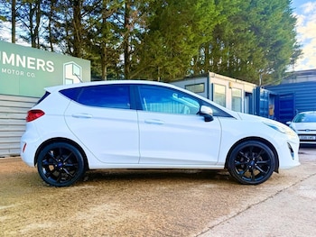 Used Ford Fiesta 2017 for sale - 77445872: Photo