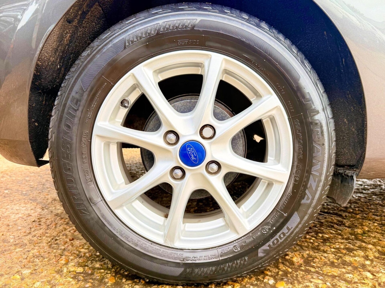 Used Ford Fiesta 2017 for sale - 77631482: Photo 17