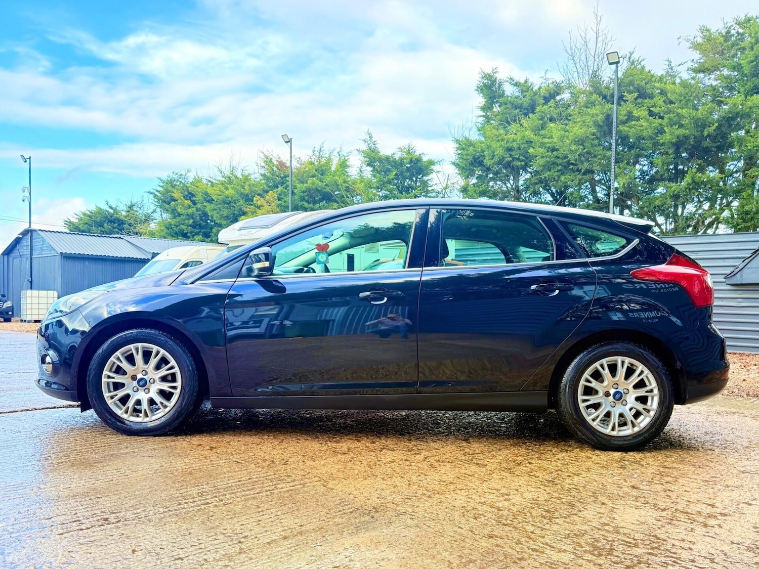 Used Ford Focus 2011 for sale - 77226207: Photo 11