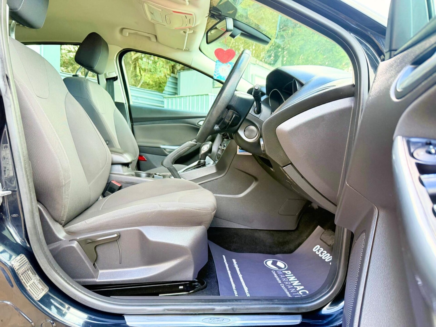 Used Ford Focus 2011 for sale - 77226207: Photo 19